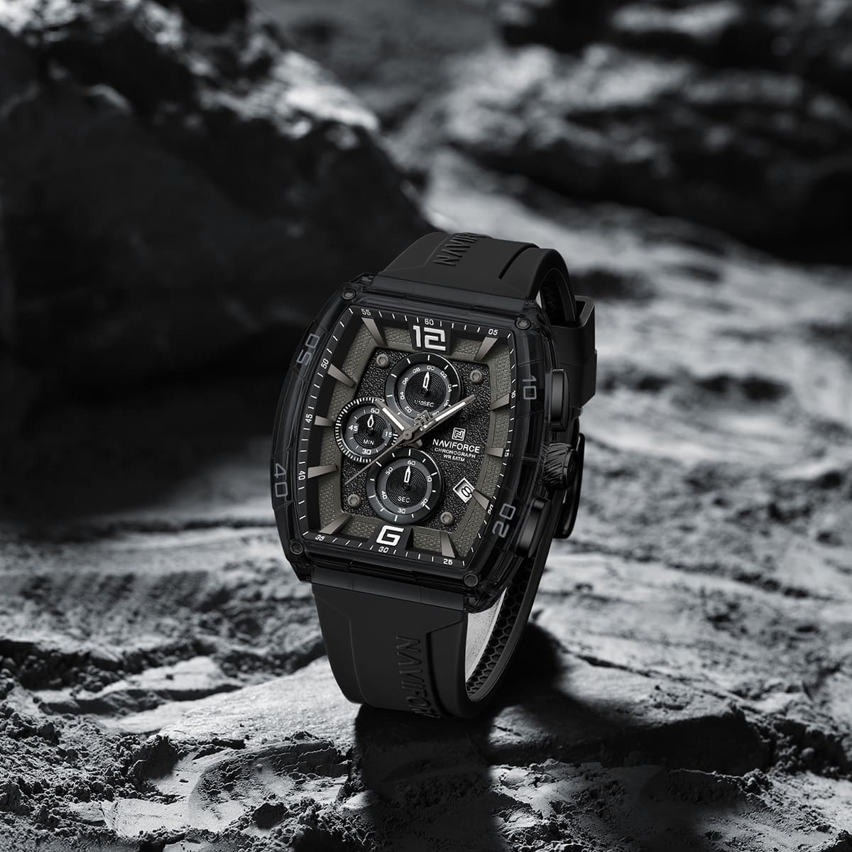 ساعة نافيفورس للرجال NF6101-B-W-B