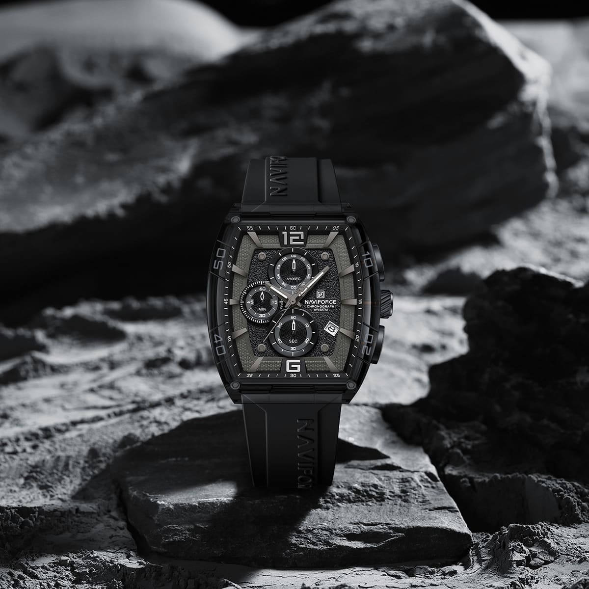 ساعة نافيفورس للرجال NF6101-B-W-B